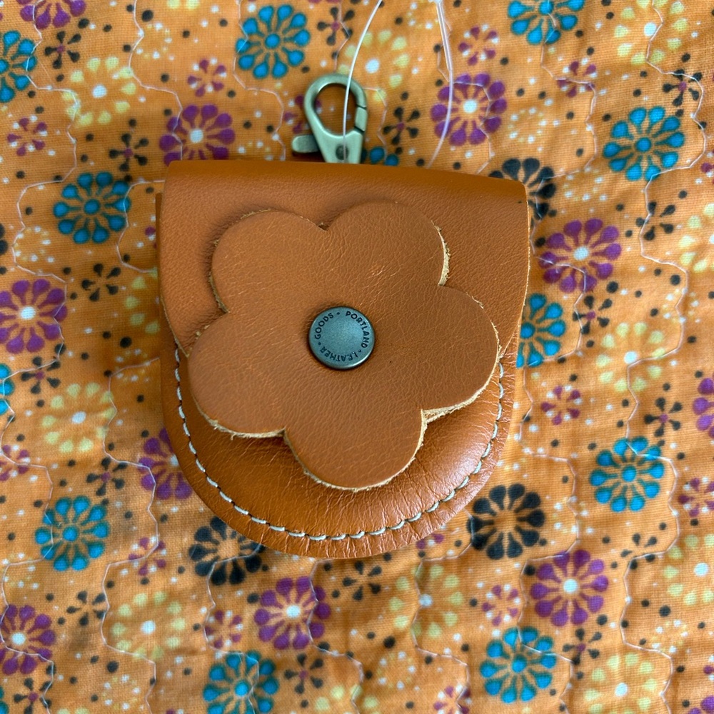 NWOT Portland Leather Tan Flower Kids Pouch